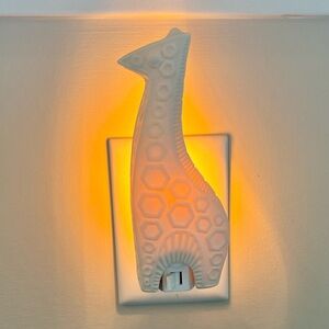 Jonathan Adler | White Matte Porcelain Giraffe Menagerie Nightlight